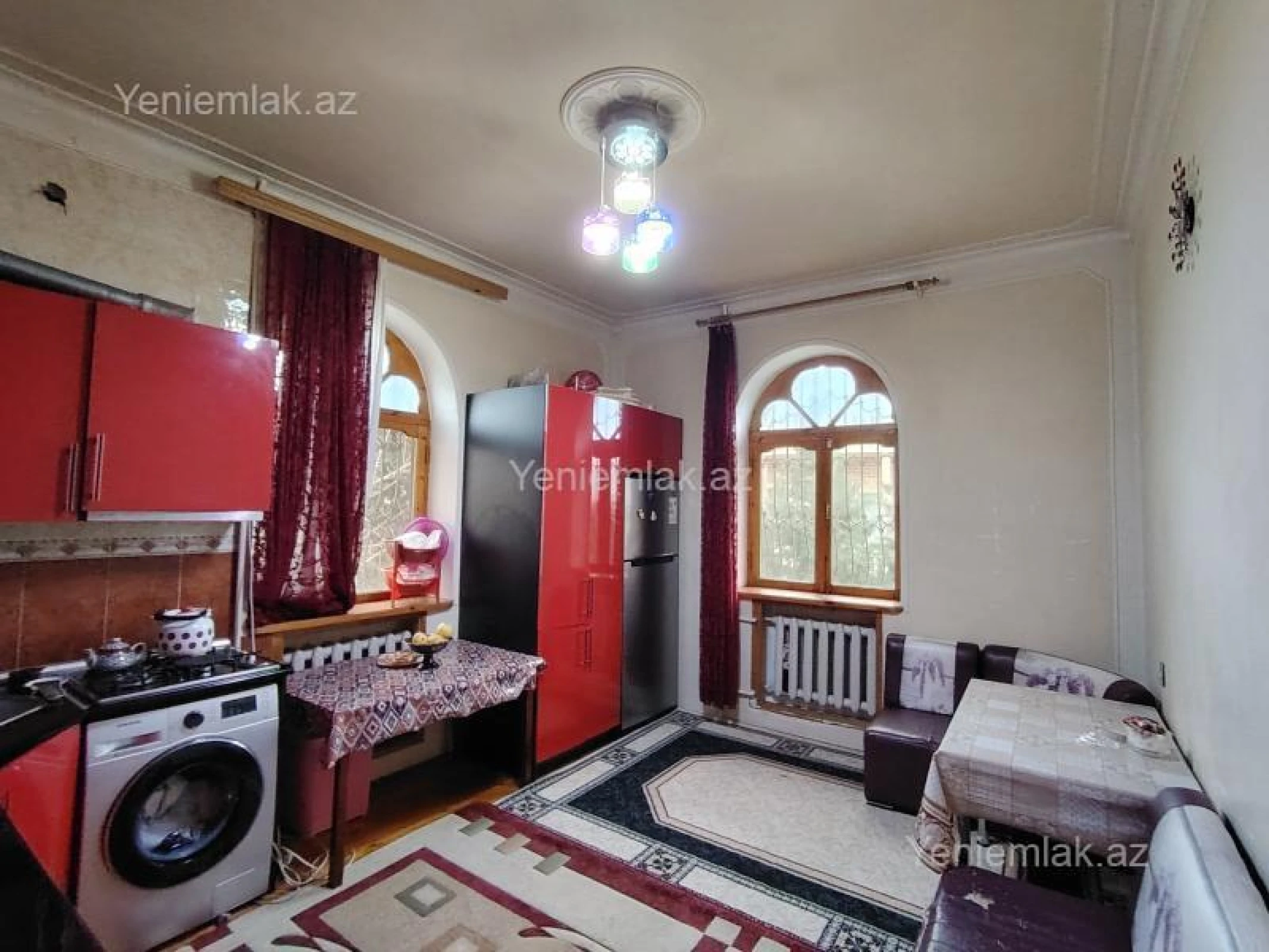 Satılır 6 otaqlı həyət evi 324 m²