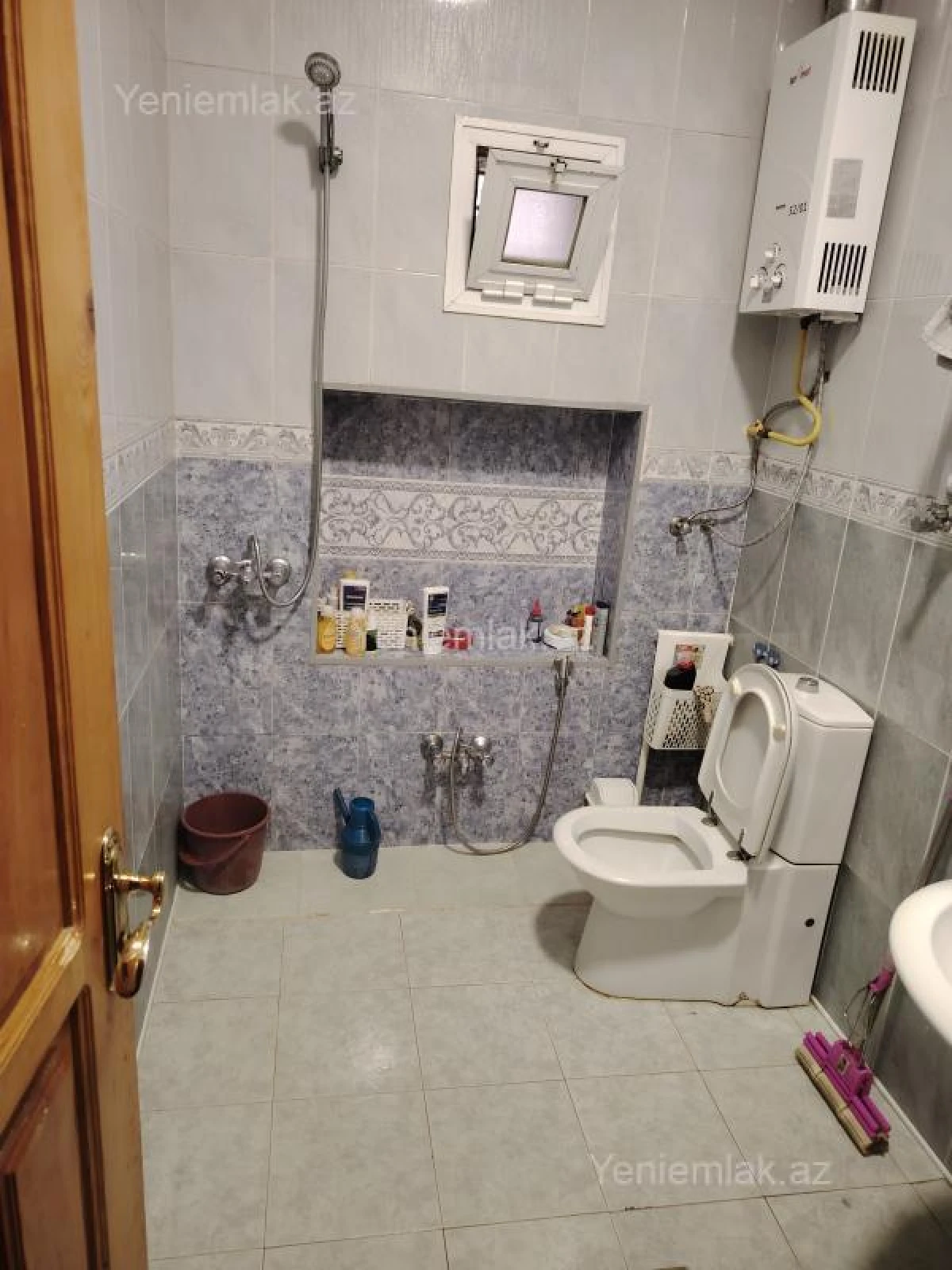 Satılır 6 otaqlı həyət evi 324 m²