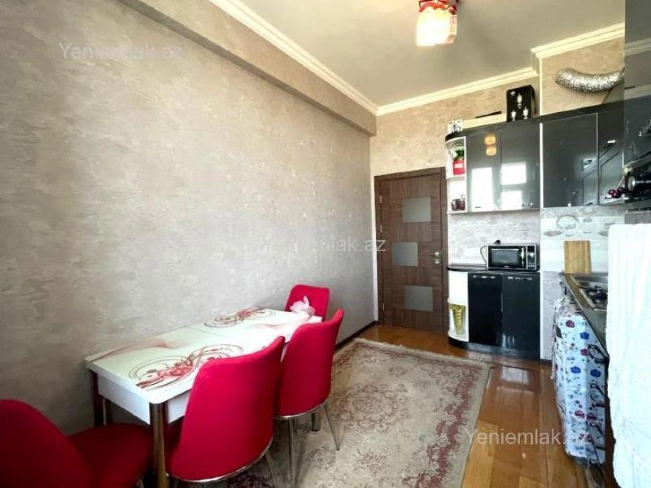 Satılır 2 otaqlı yeni tikili 66 m²