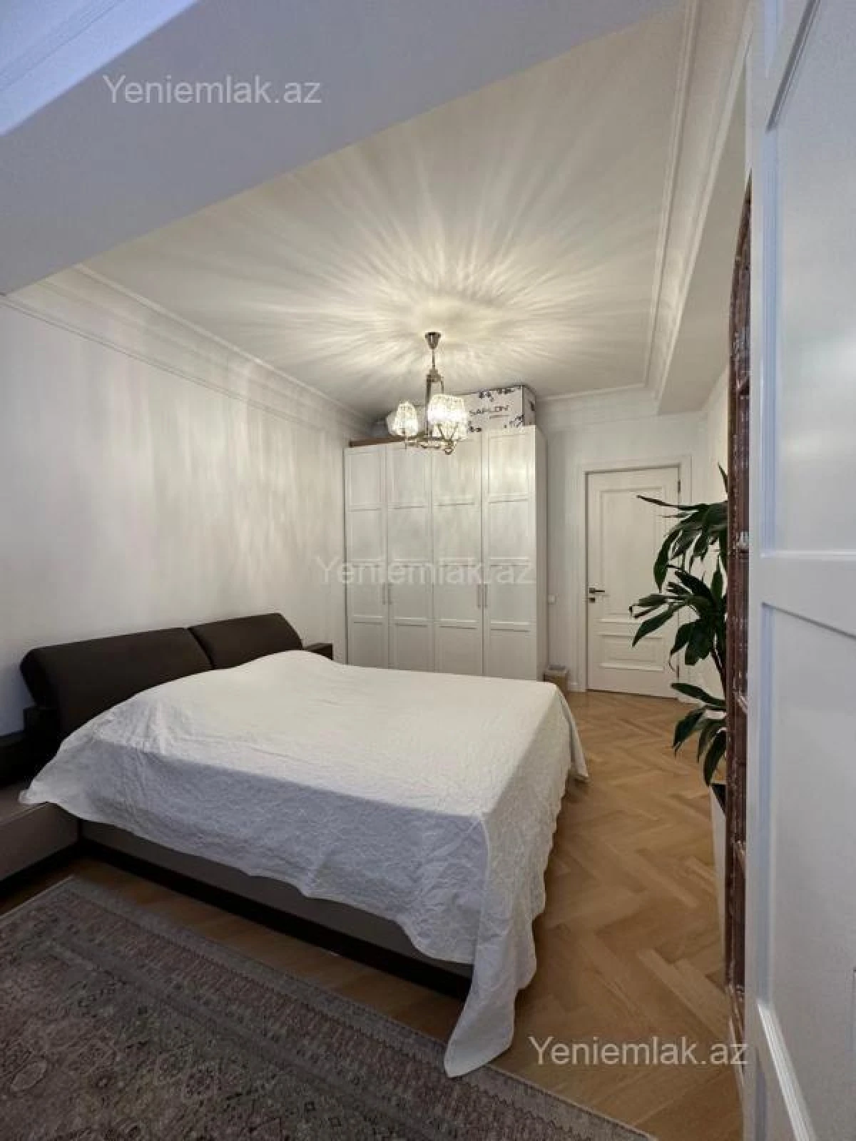 Satılır 3 otaqlı yeni tikili 110 m²