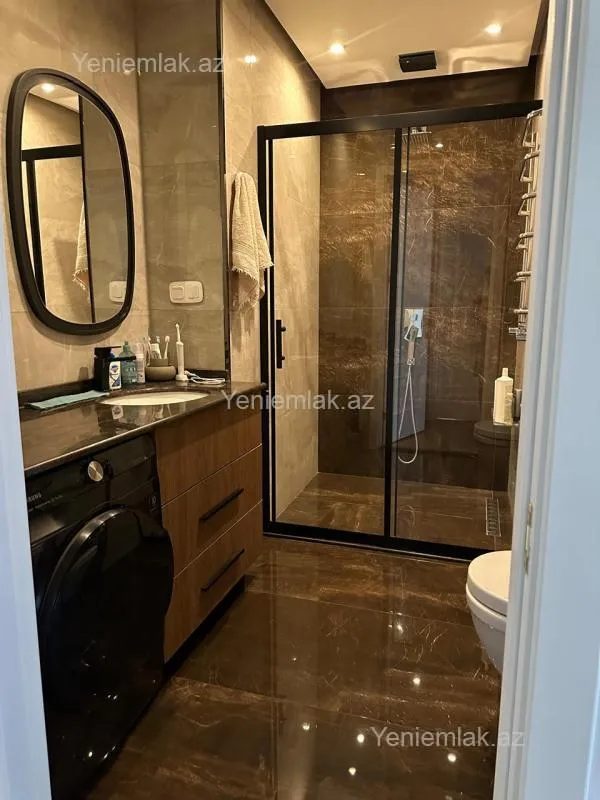 Satılır 3 otaqlı yeni tikili 110 m²