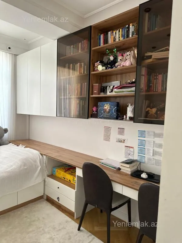 Satılır 3 otaqlı yeni tikili 110 m²