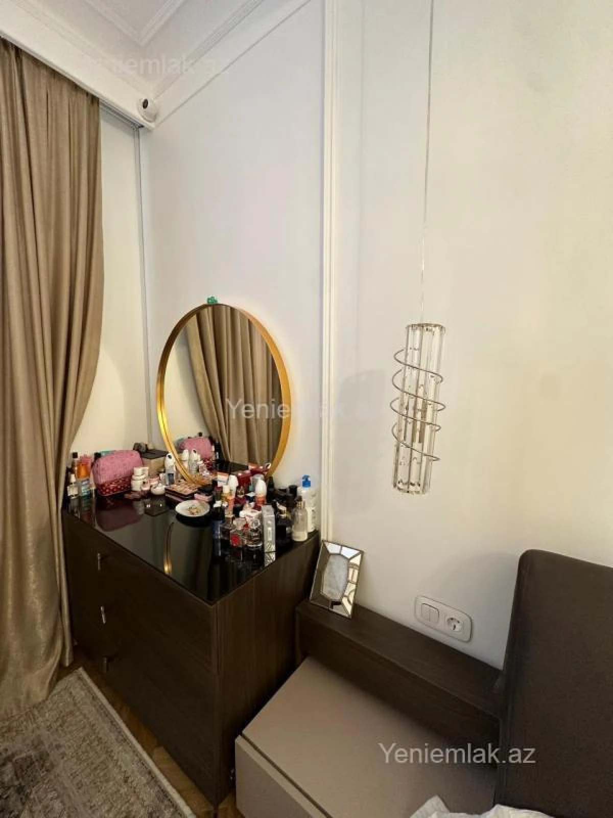 Satılır 3 otaqlı yeni tikili 110 m²