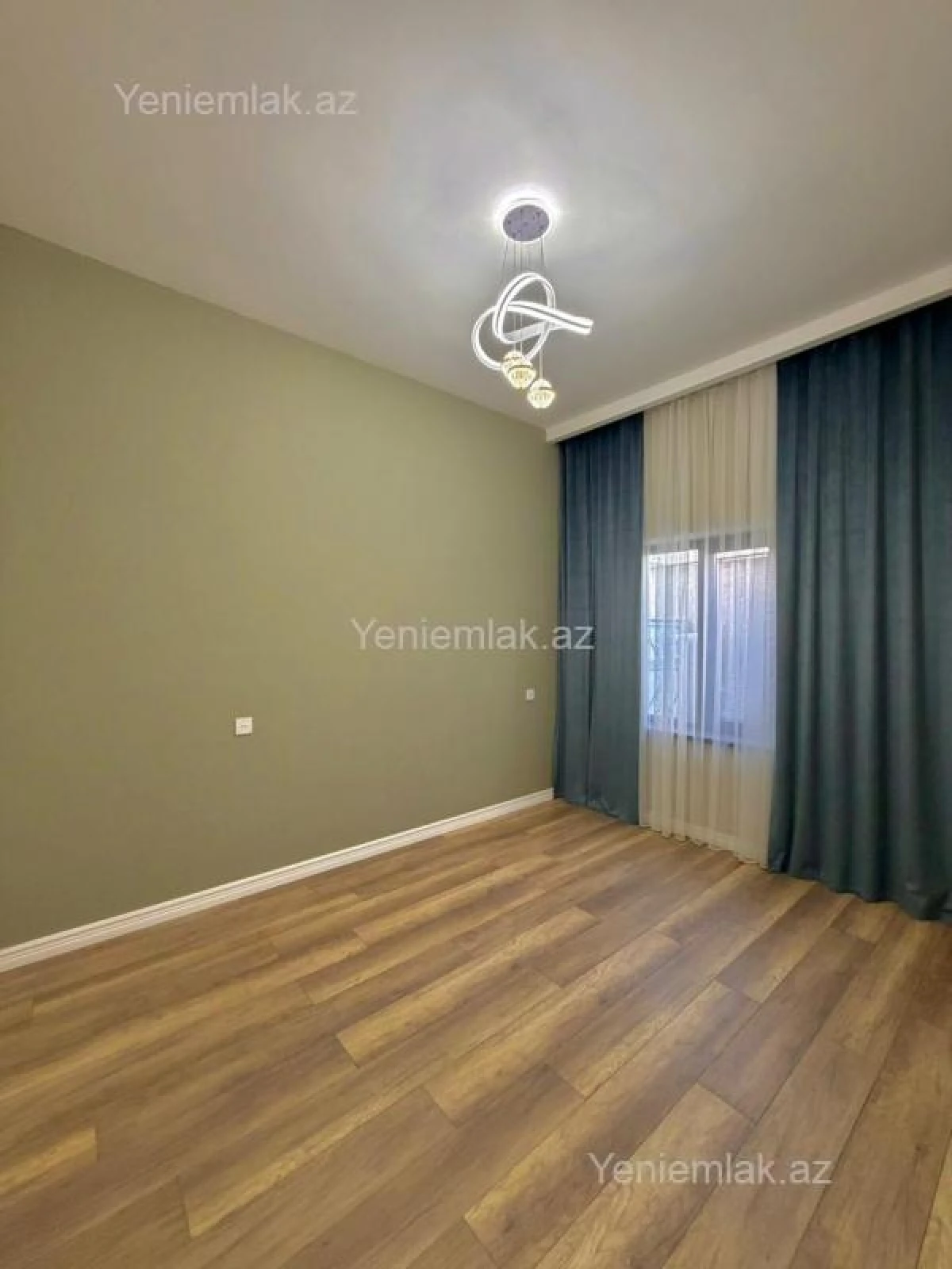 Satılır 4 otaqlı həyət evi 120 m²