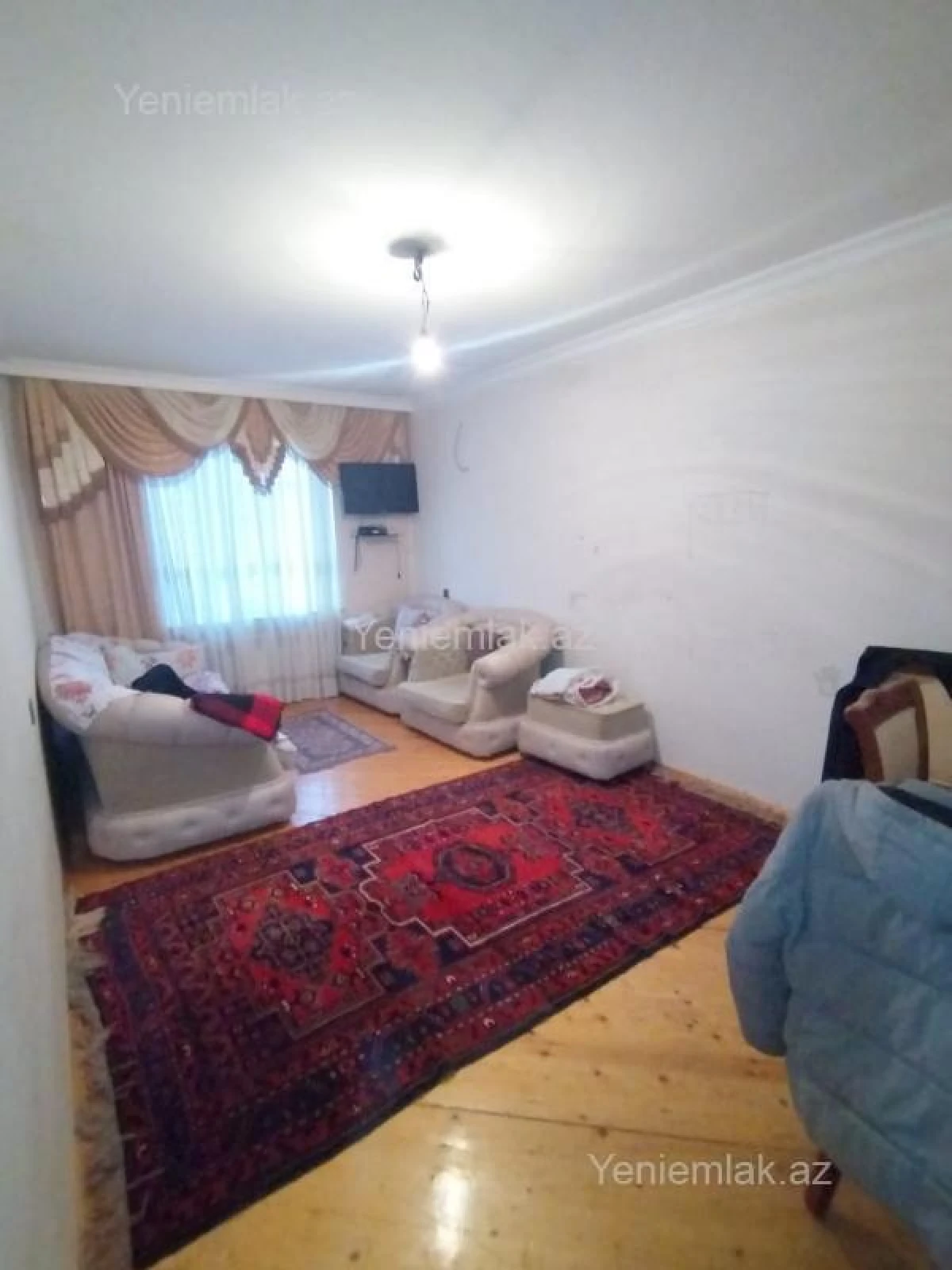 Satılır 2 otaqlı köhnə tikili 50 m²