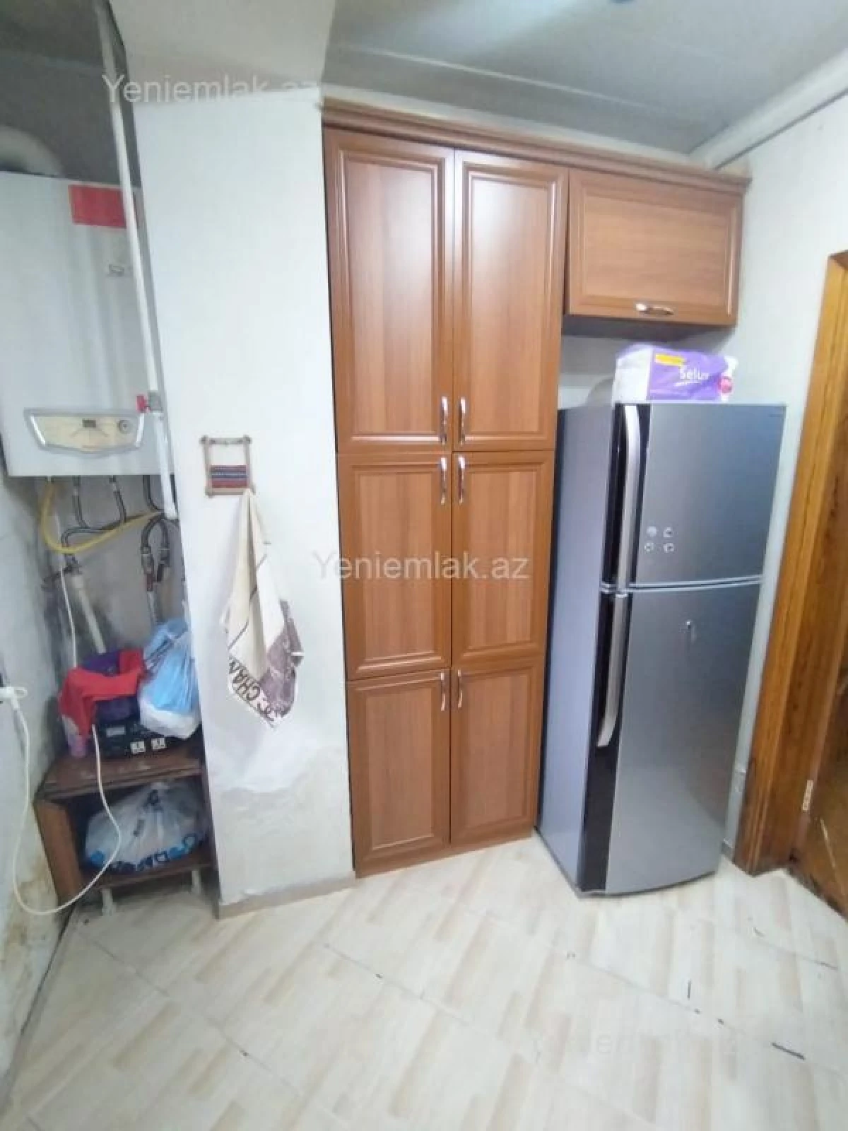 Satılır 2 otaqlı köhnə tikili 50 m²