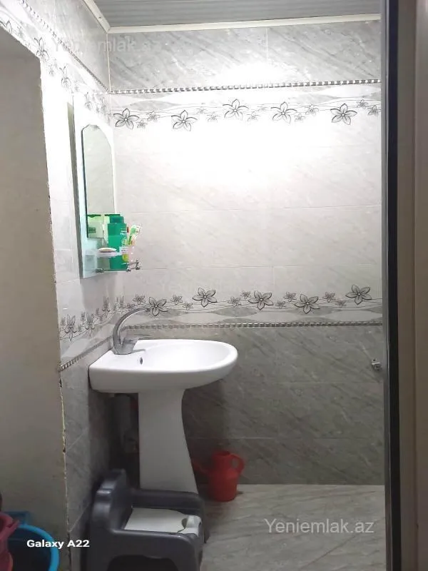 Satılır 4 otaqlı həyət evi 110 m²