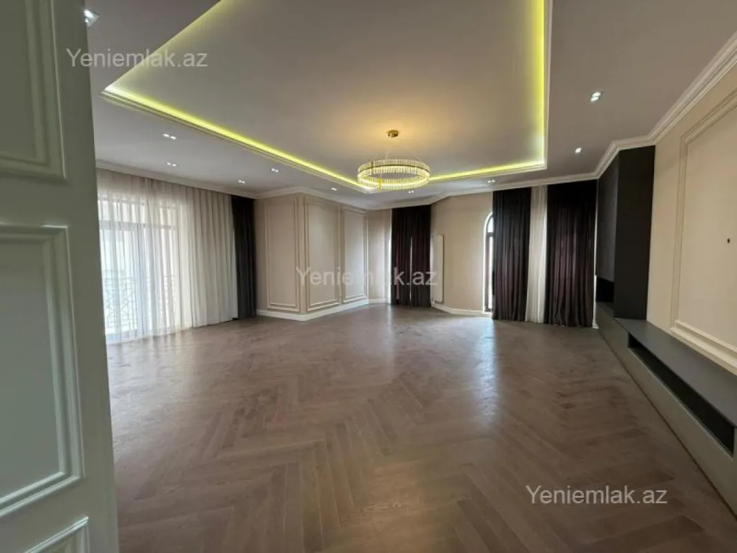 Satılır 5 otaqlı yeni tikili 235 m²