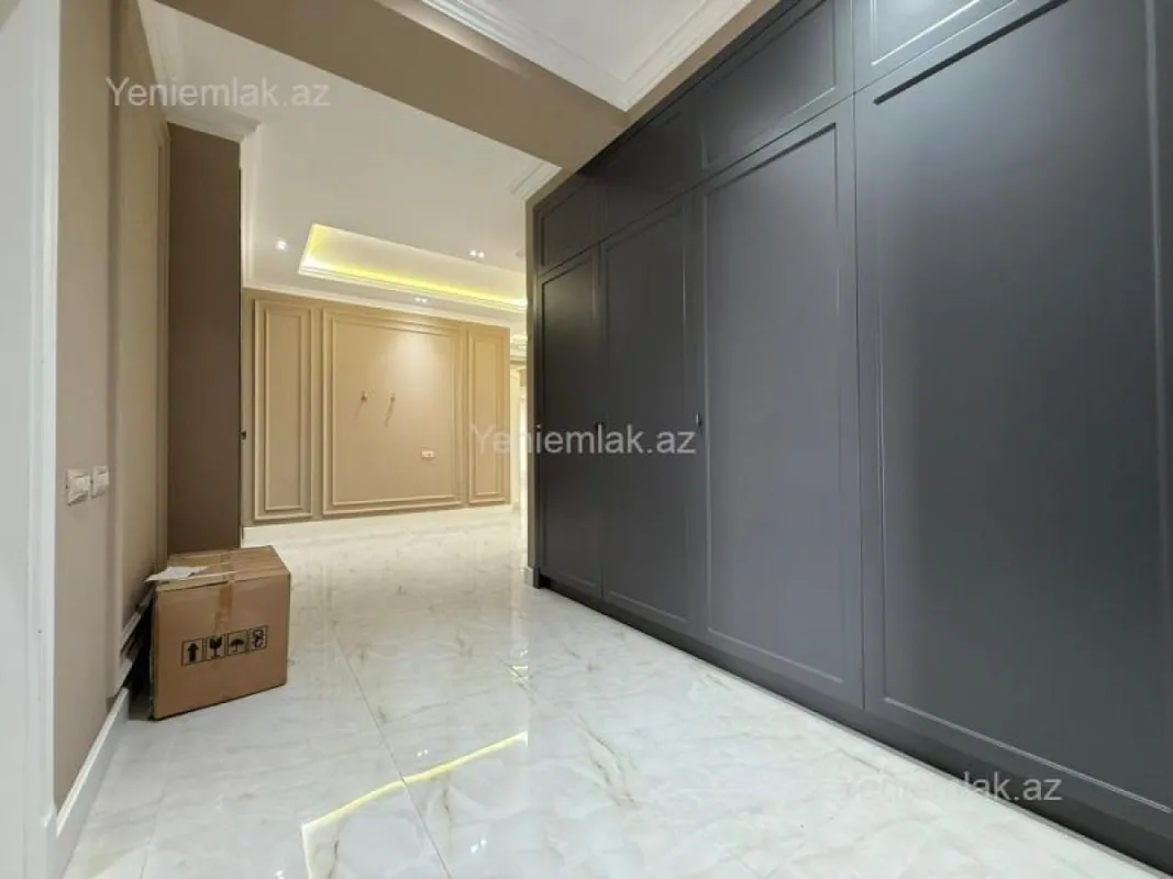 Satılır 5 otaqlı yeni tikili 235 m²