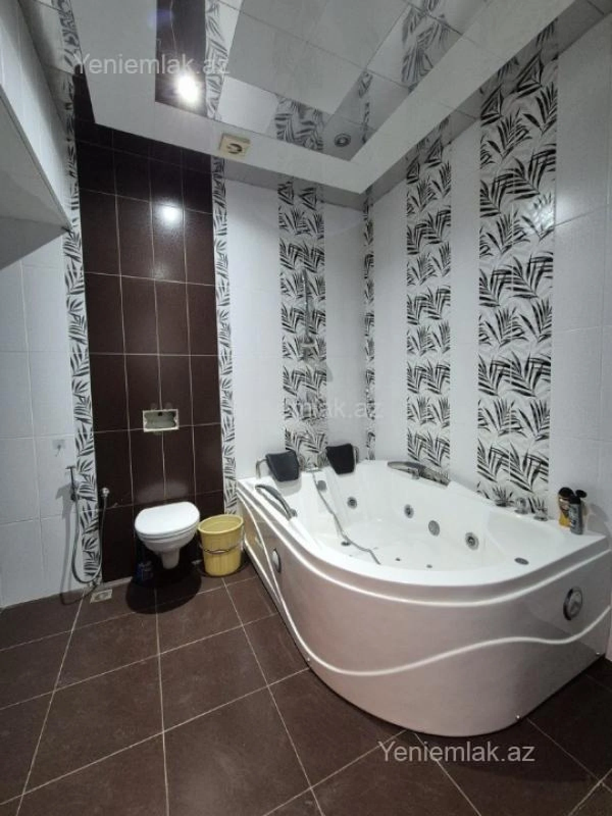 Satılır 4 otaqlı yeni tikili 160 m²