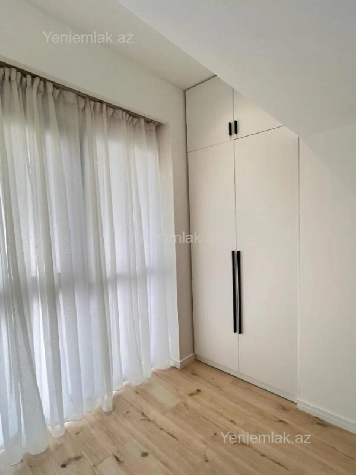 Satılır 2 otaqlı yeni tikili 68 m²