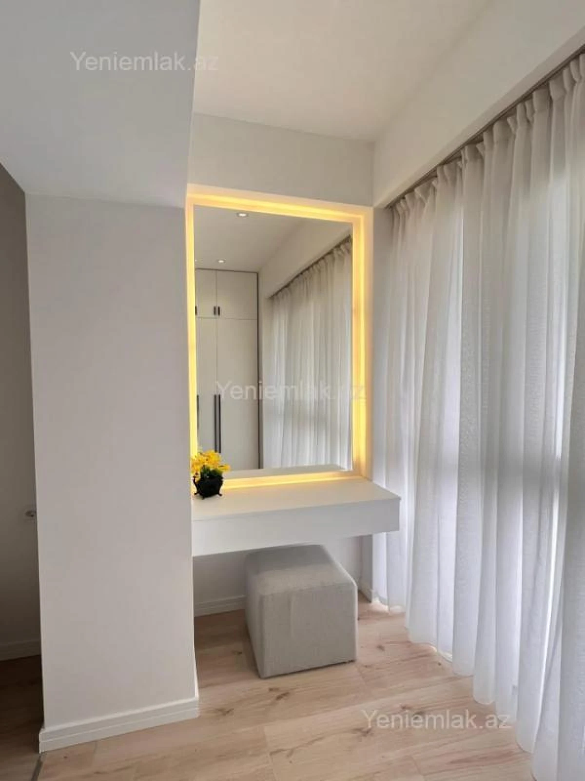 Satılır 2 otaqlı yeni tikili 68 m²