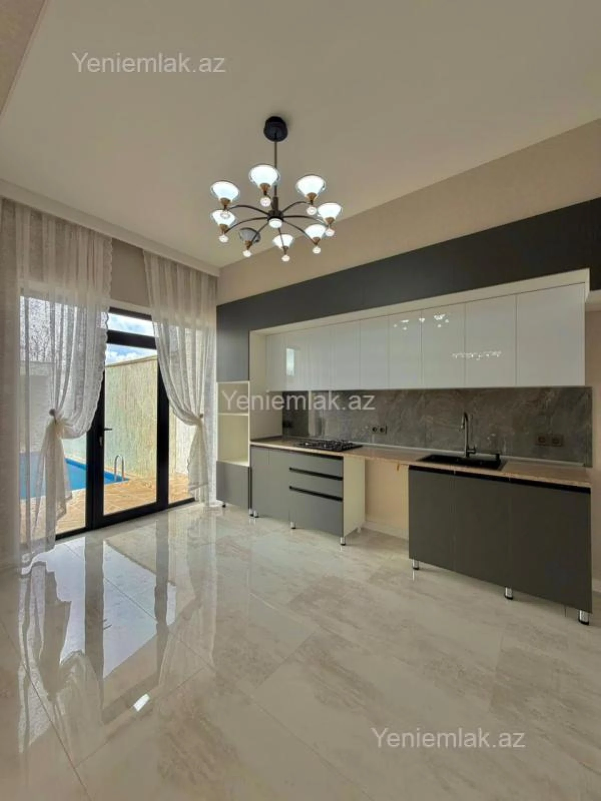 Satılır 4 otaqlı həyət evi 170 m²