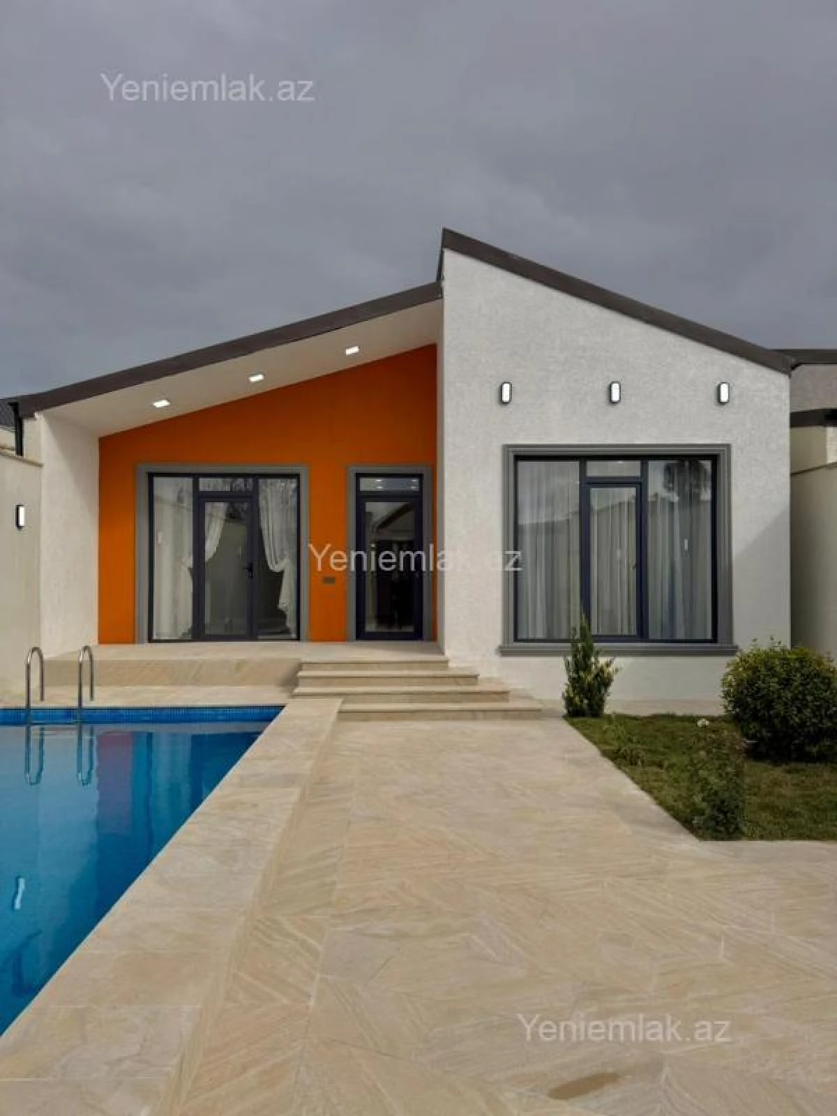 Satılır 4 otaqlı həyət evi 170 m²