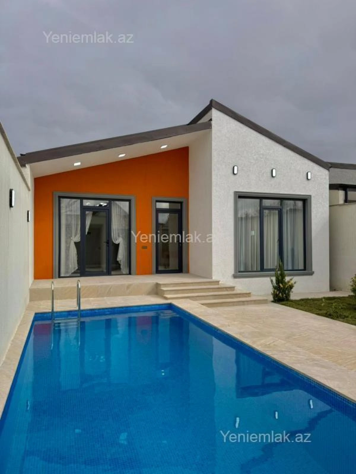 Satılır 4 otaqlı həyət evi 170 m²