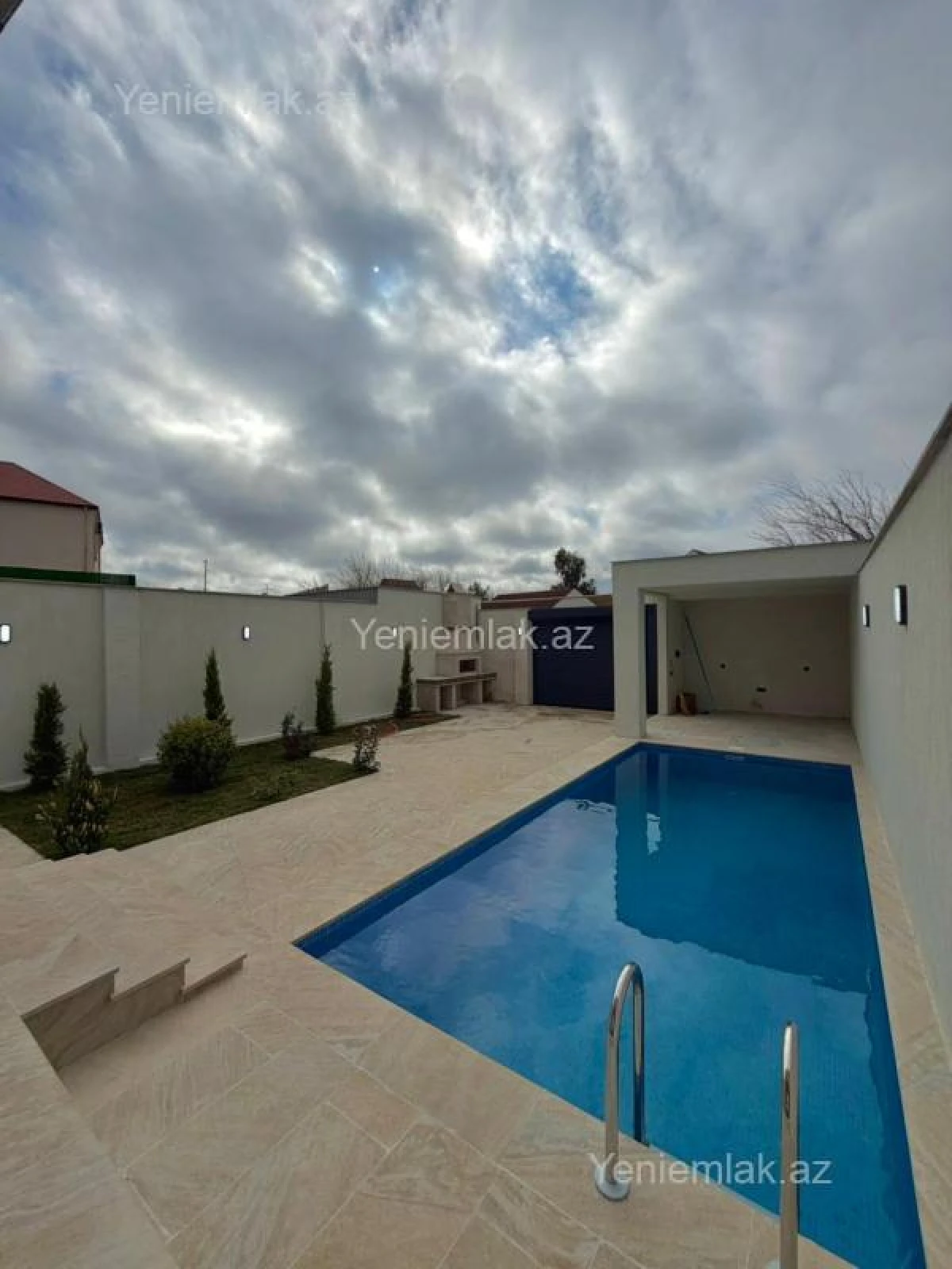 Satılır 4 otaqlı həyət evi 170 m²