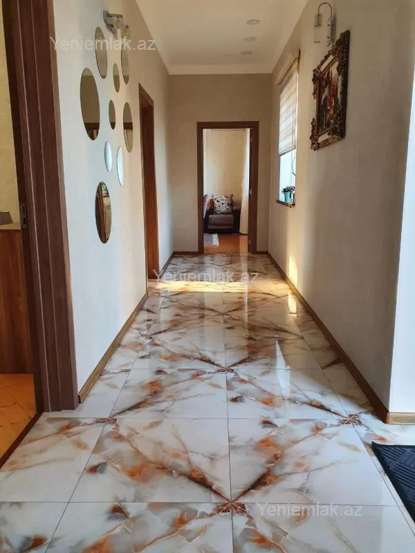 Satılır 3 otaqlı həyət evi 160 m²