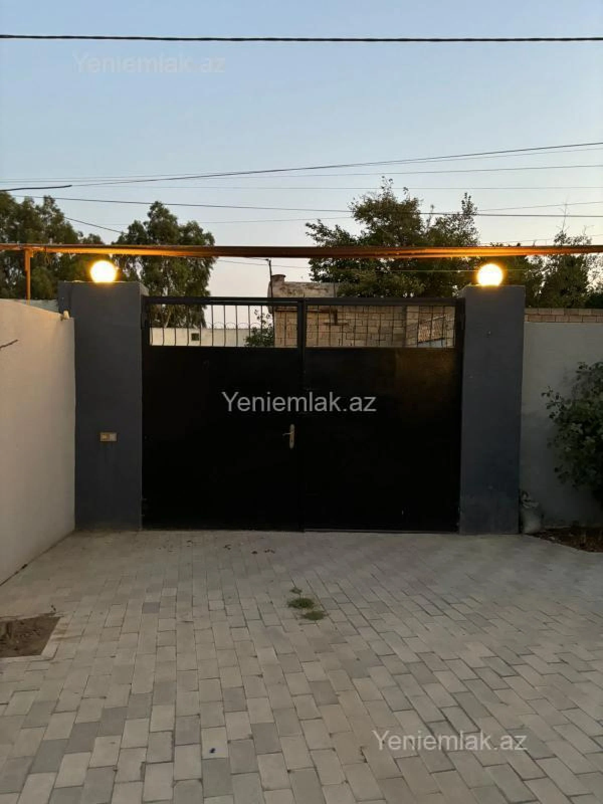 Satılır 3 otaqlı həyət evi 160 m²