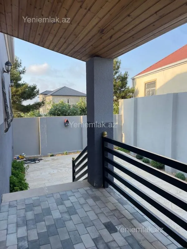 Satılır 3 otaqlı həyət evi 160 m²