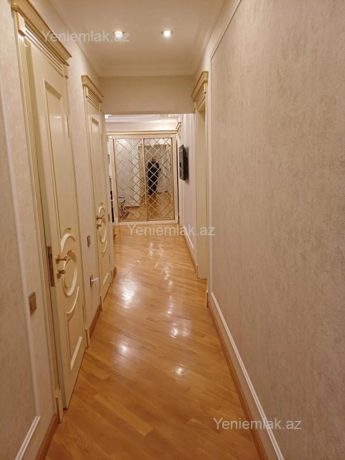 Satılır 3 otaqlı yeni tikili 134 m²