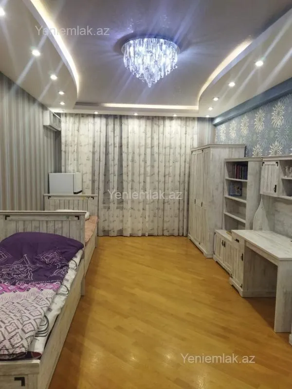 Satılır 4 otaqlı yeni tikili 181 m²