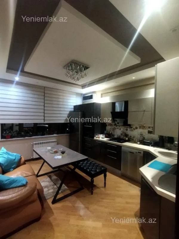 Satılır 4 otaqlı yeni tikili 181 m²