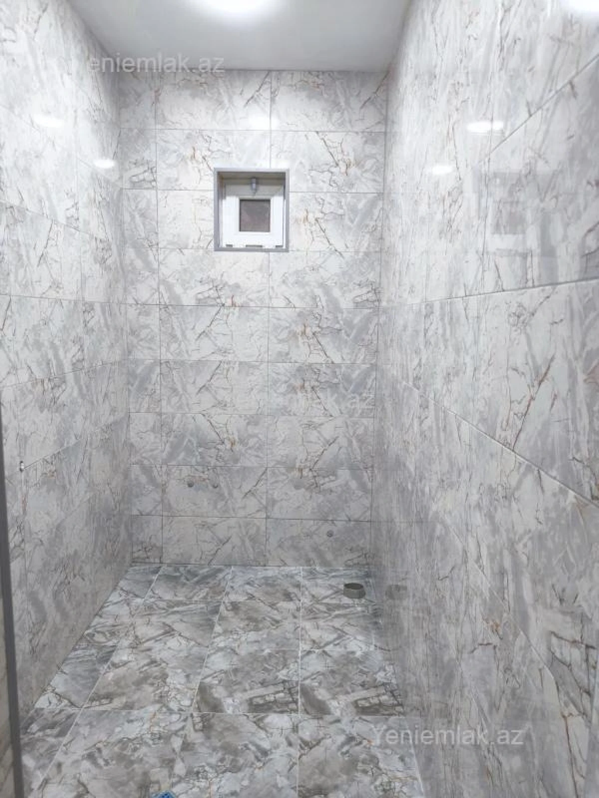 Satılır 2 otaqlı yeni tikili 50 m²