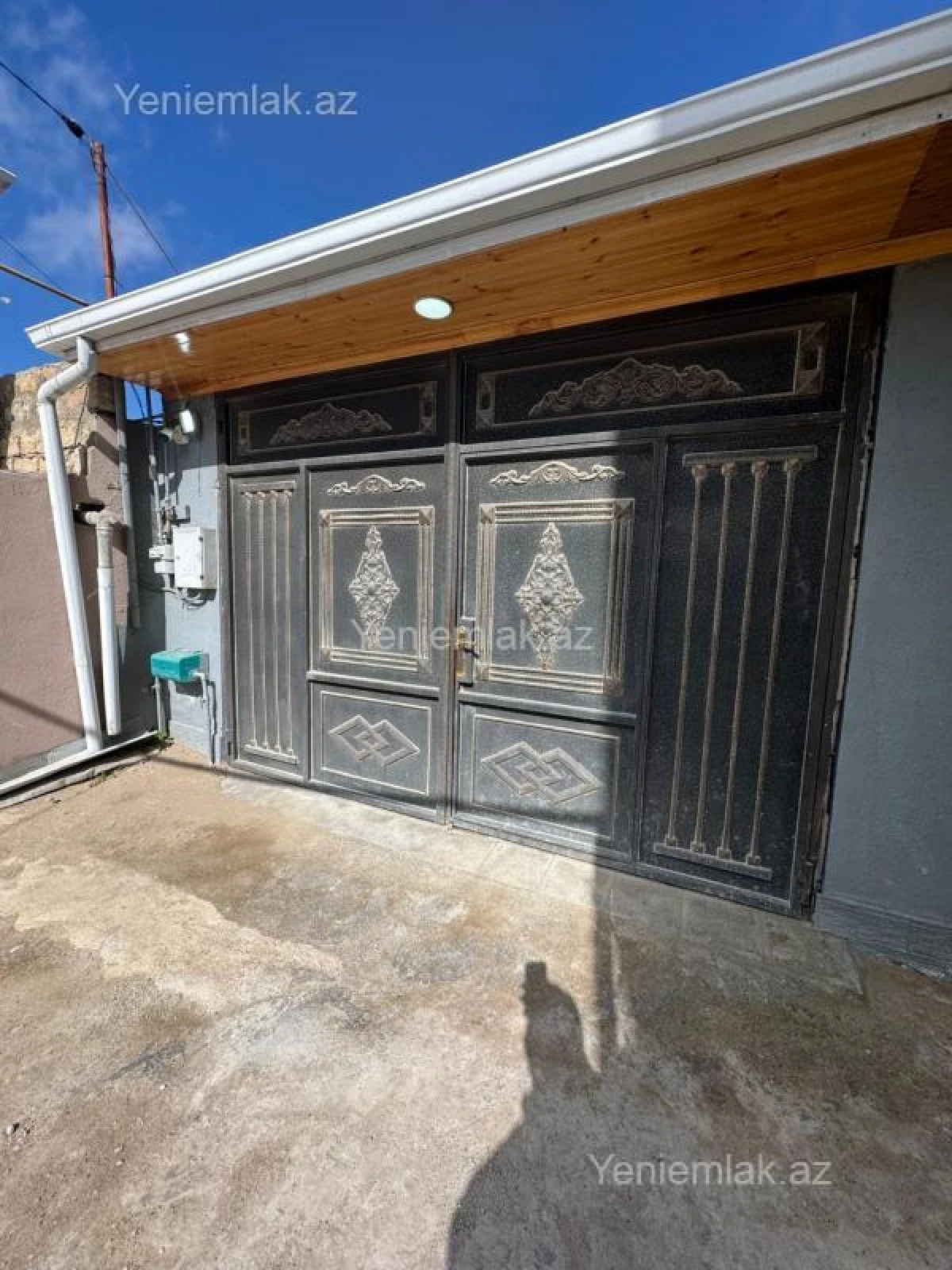 Satılır 4 otaqlı həyət evi 140 m²