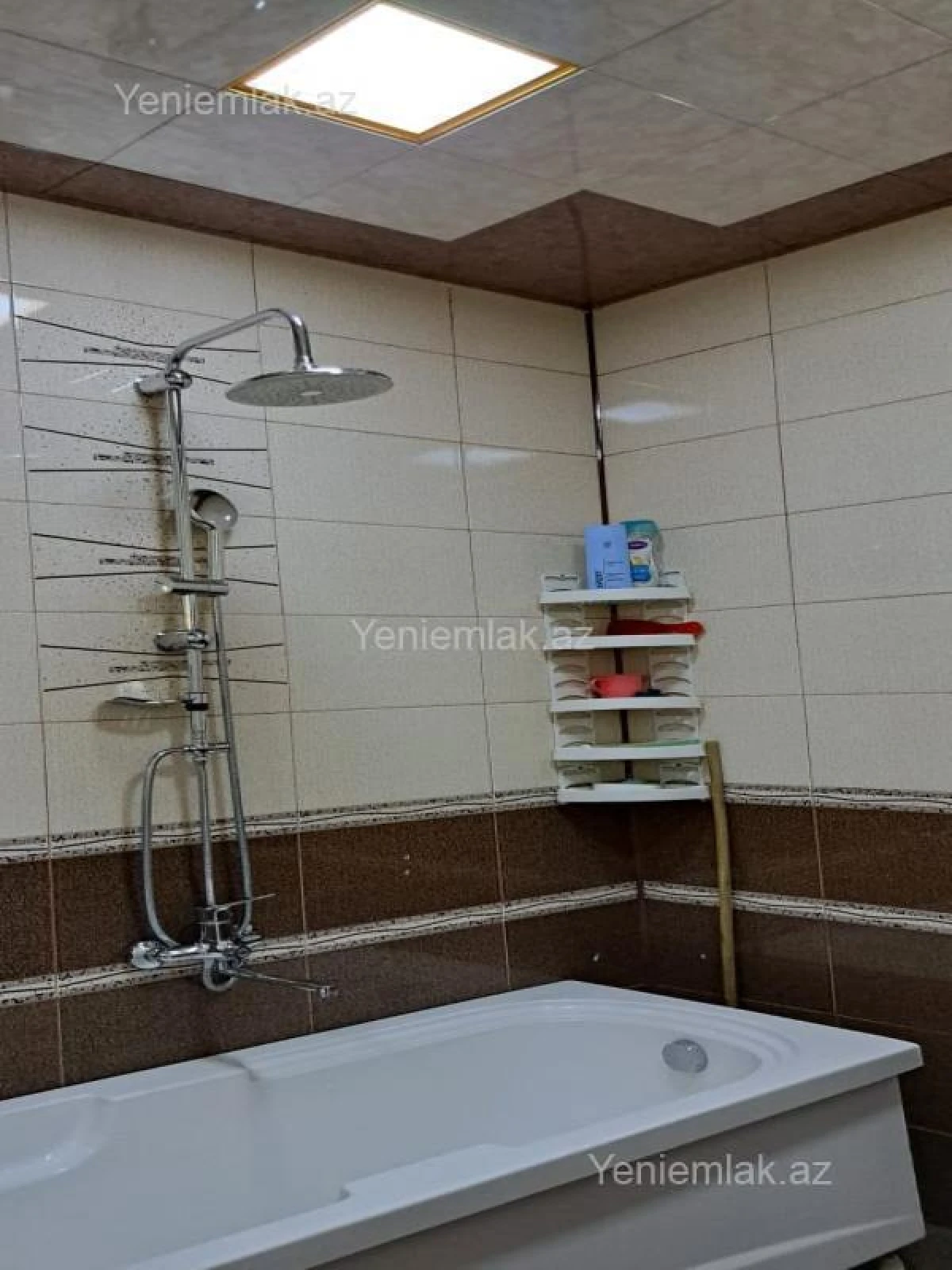 Satılır 4 otaqlı həyət evi 180 m²