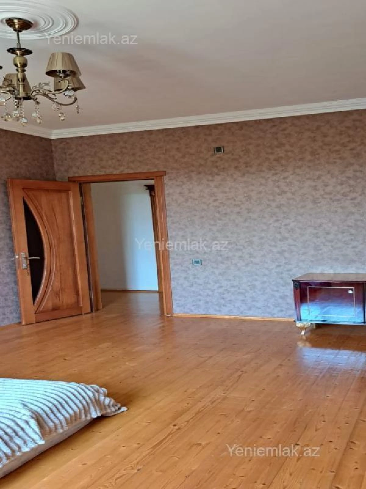 Satılır 4 otaqlı həyət evi 180 m²
