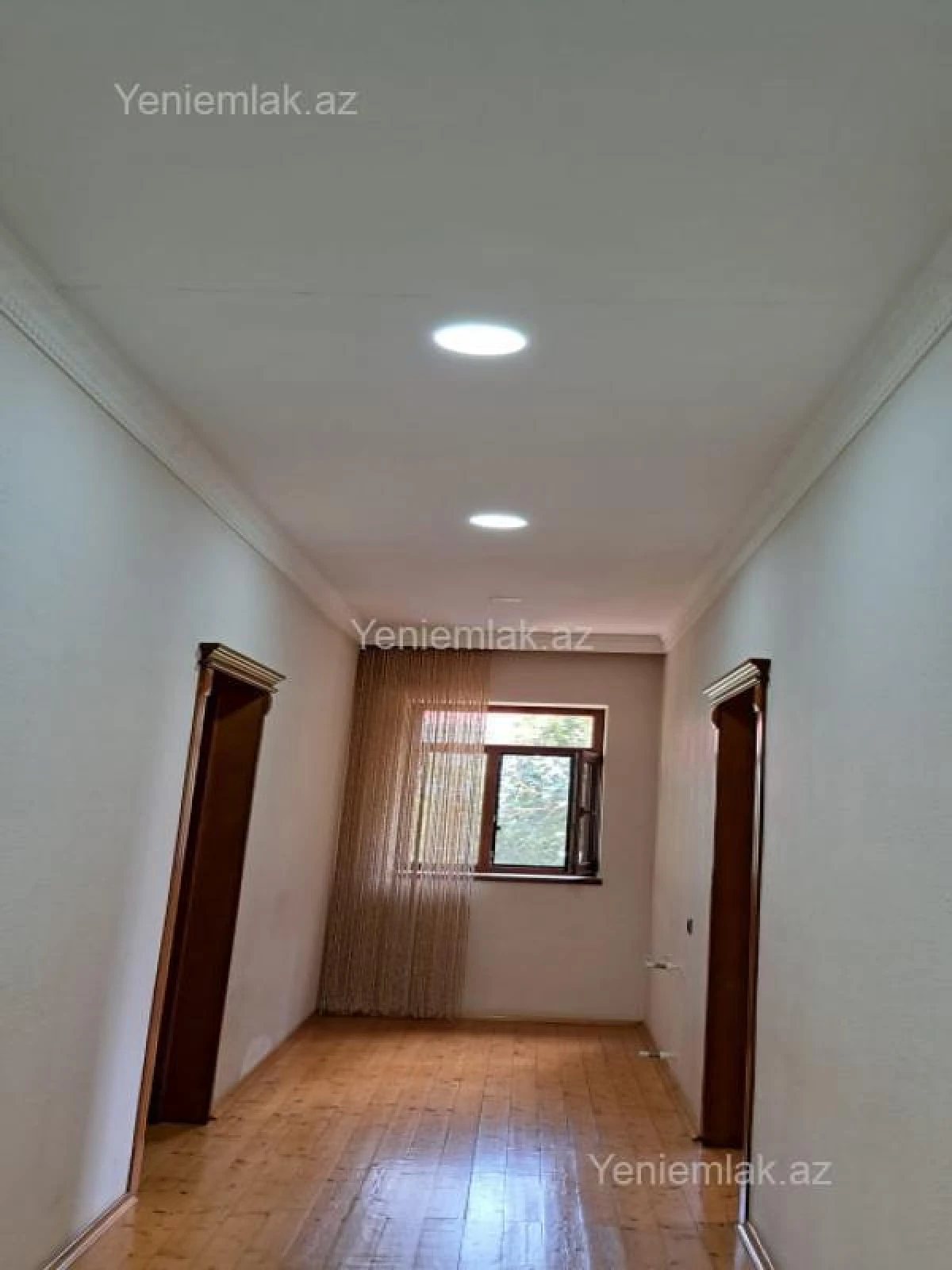 Satılır 4 otaqlı həyət evi 180 m²
