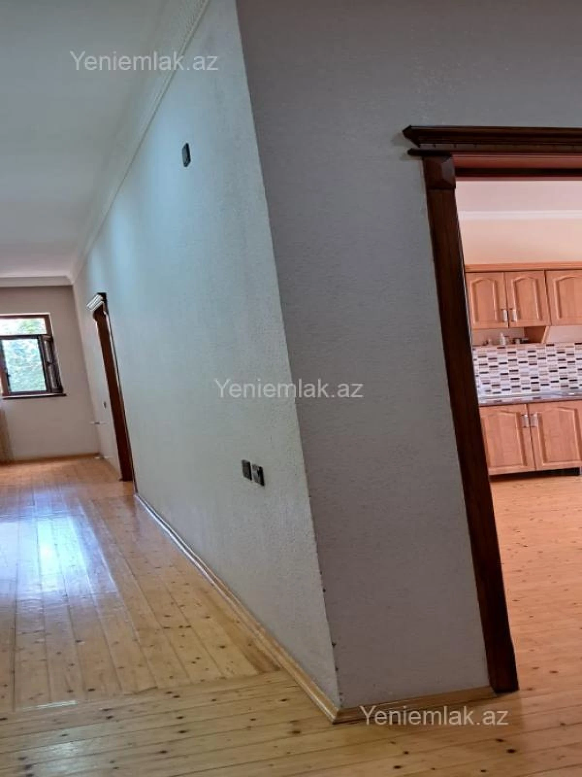 Satılır 4 otaqlı həyət evi 180 m²