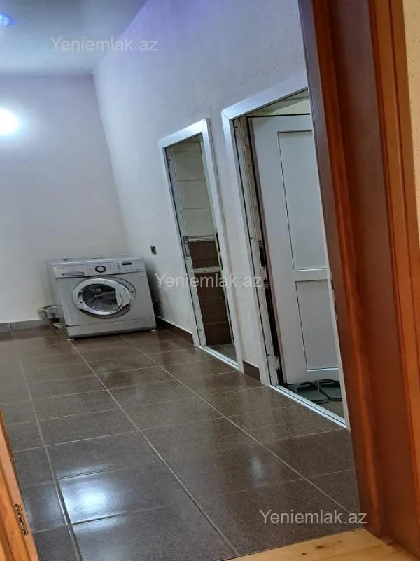 Satılır 4 otaqlı həyət evi 180 m²