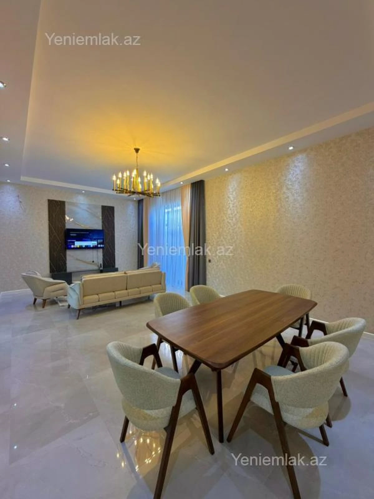 Satılır 4 otaqlı həyət evi 250 m²