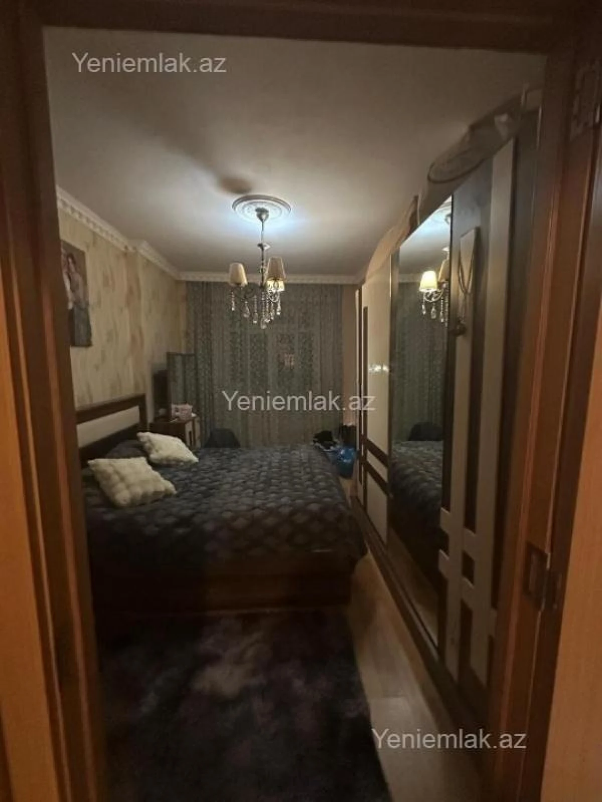 Satılır 3 otaqlı köhnə tikili 80 m²