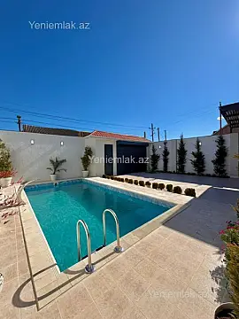 Satılır 5 otaqlı həyət evi 250 m²