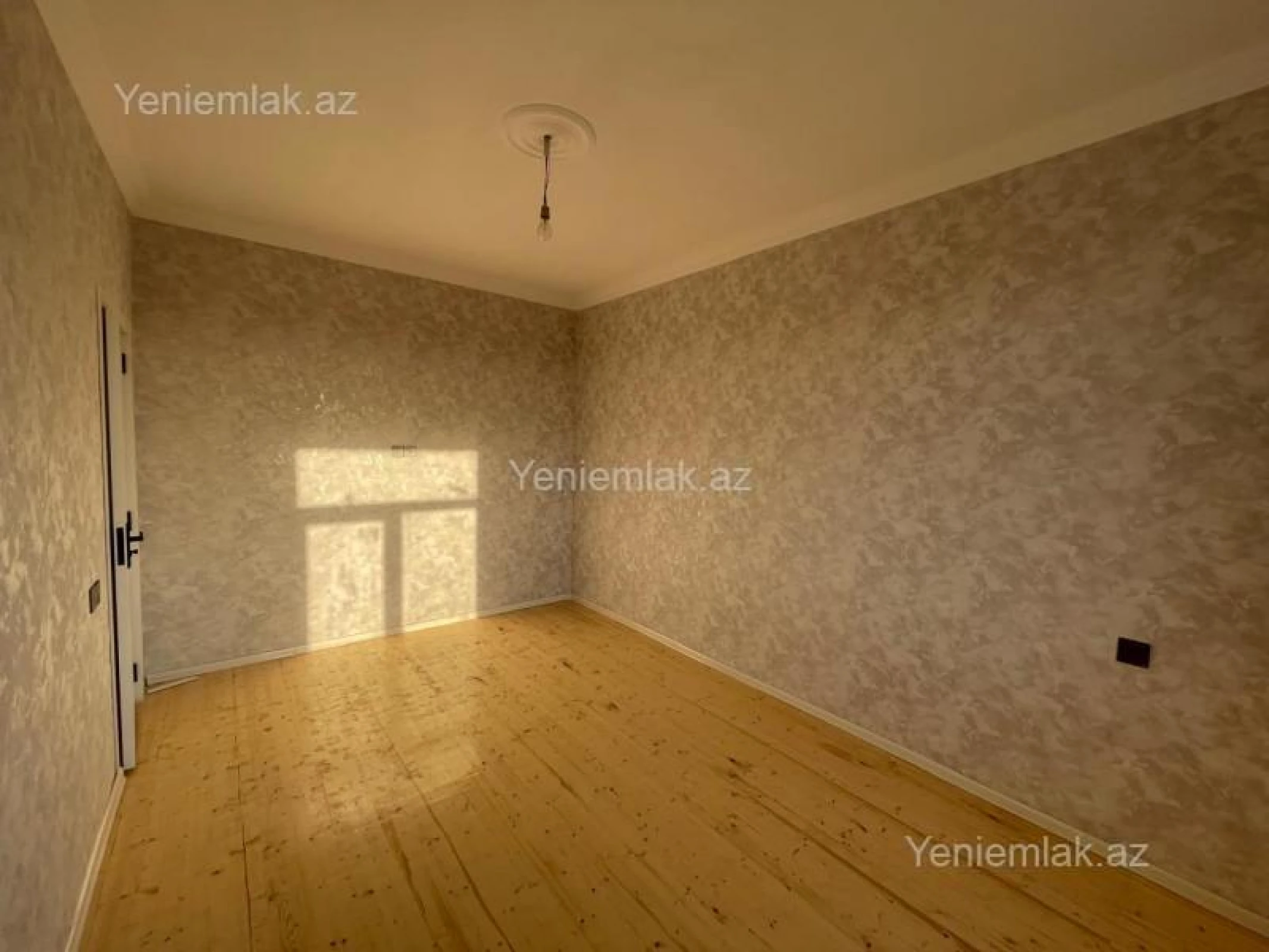 Satılır 3 otaqlı həyət evi 60 m²