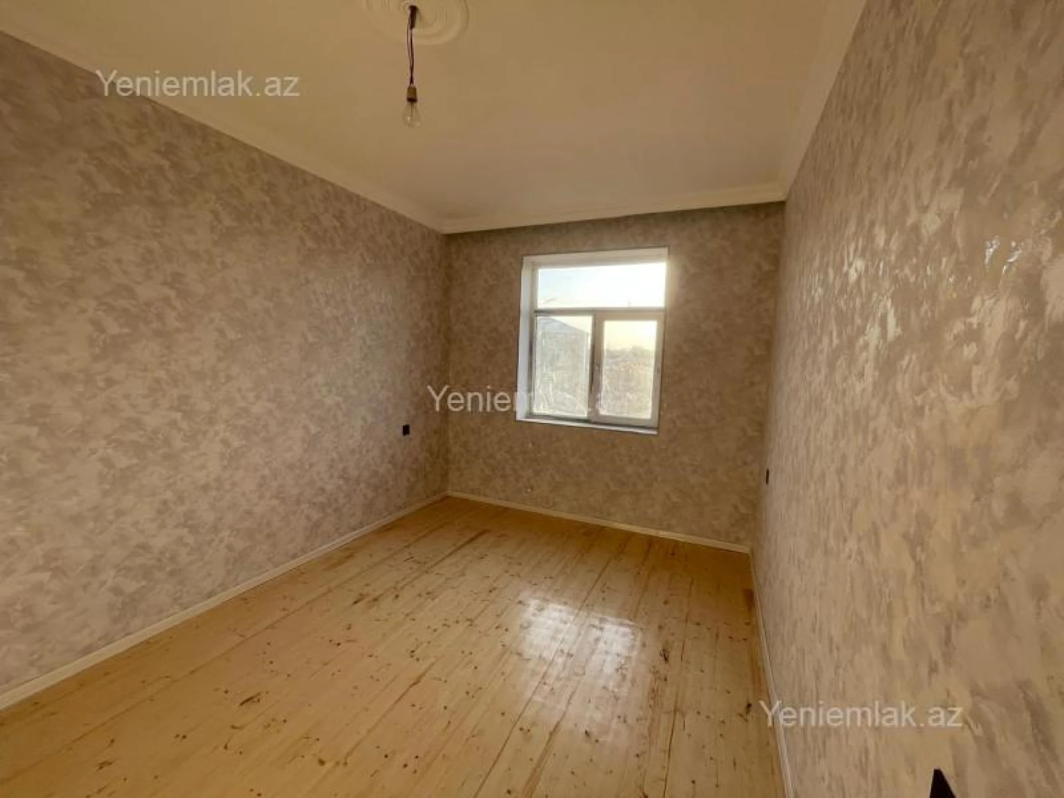 Satılır 3 otaqlı həyət evi 60 m²