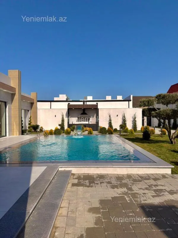 Satılır 5 otaqlı həyət evi 260 m²