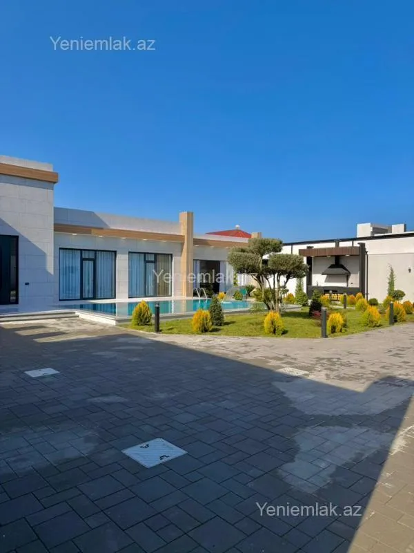 Satılır 5 otaqlı həyət evi 260 m²