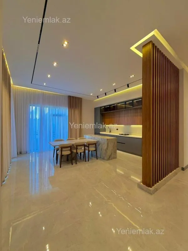 Satılır 5 otaqlı həyət evi 260 m²