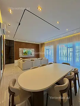 Satılır 5 otaqlı həyət evi 260 m²