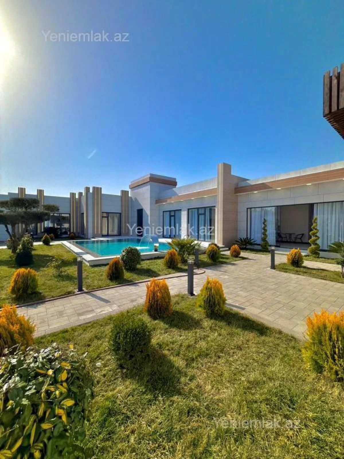 Satılır 5 otaqlı həyət evi 260 m²