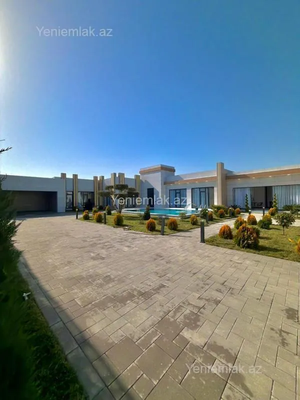 Satılır 5 otaqlı həyət evi 260 m²