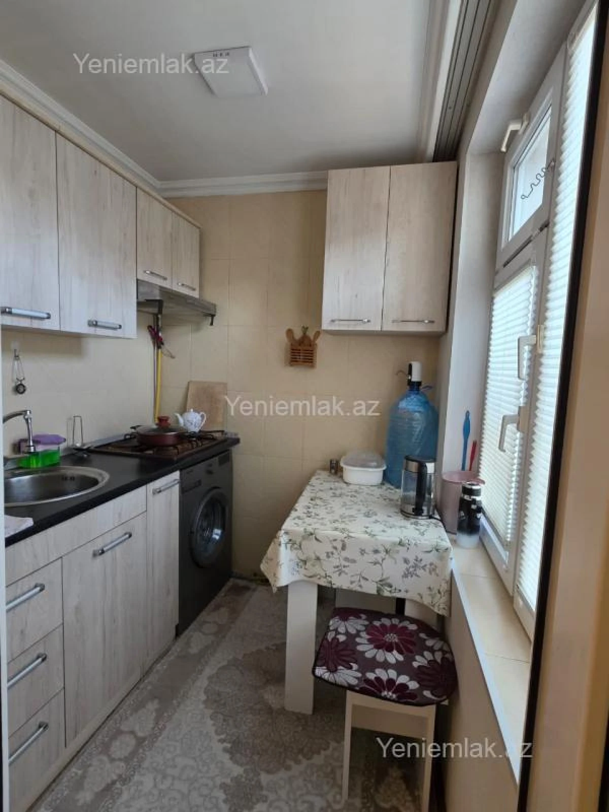 Satılır 1 otaqlı köhnə tikili 33 m²