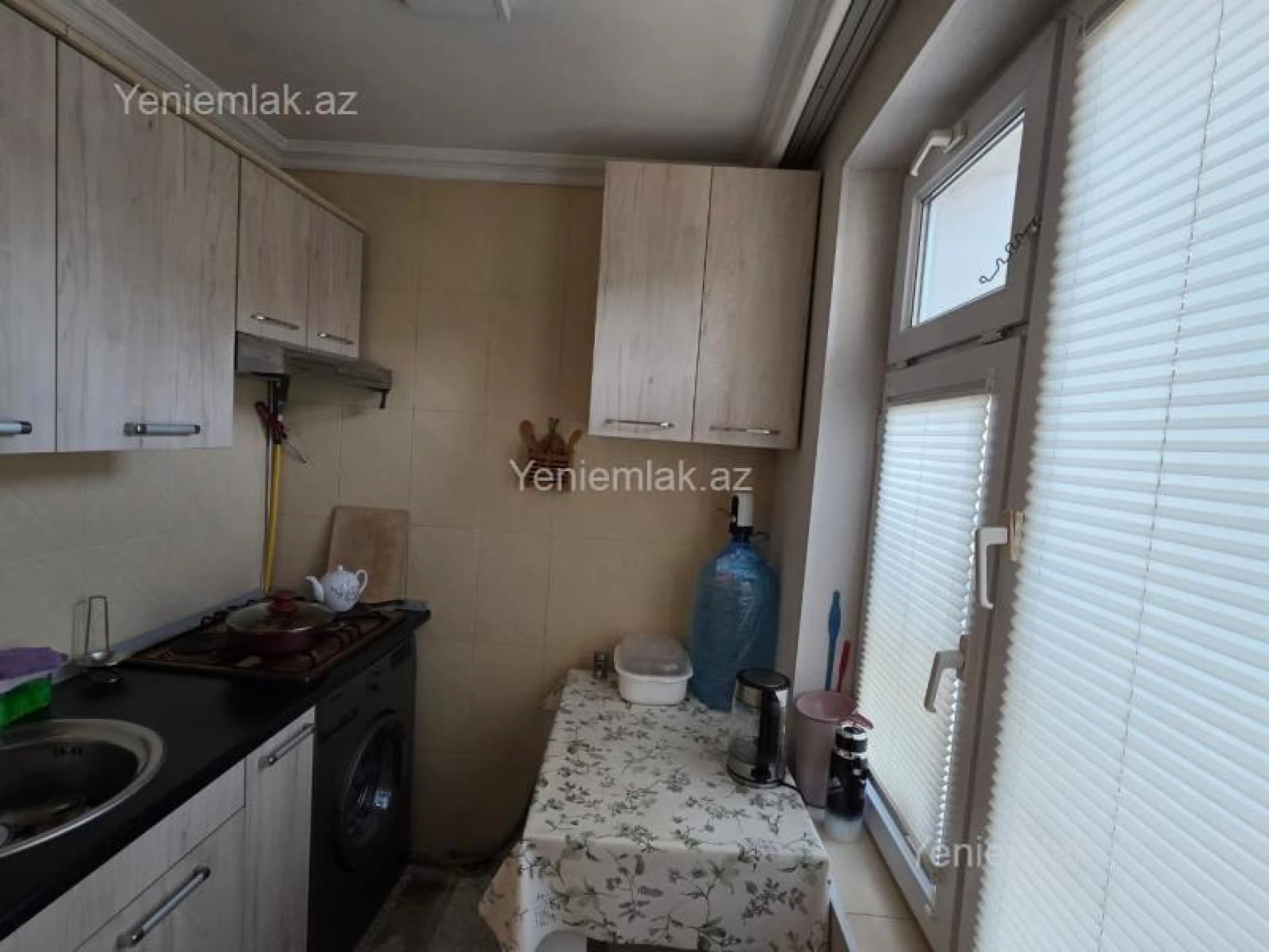 Satılır 1 otaqlı köhnə tikili 33 m²