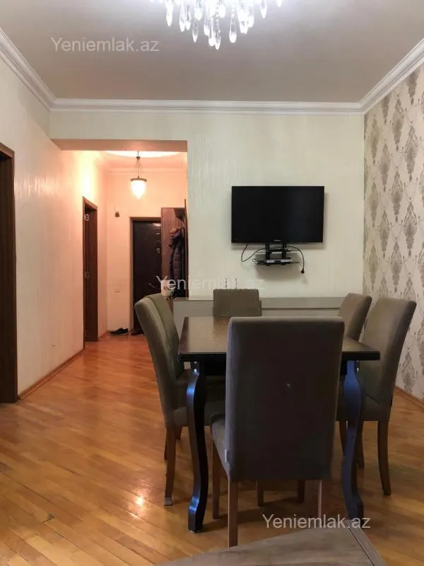 Satılır 3 otaqlı yeni tikili 93 m²