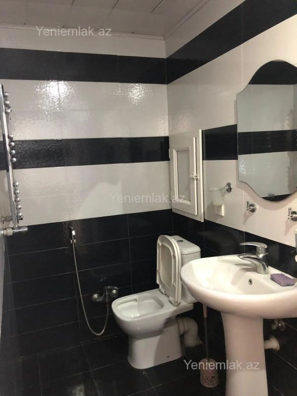 Satılır 3 otaqlı yeni tikili 93 m²