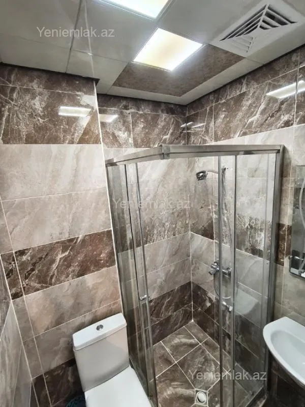 Satılır 2 otaqlı yeni tikili 65 m²