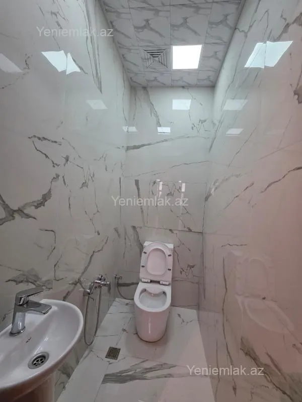 Satılır 4 otaqlı yeni tikili 175 m²